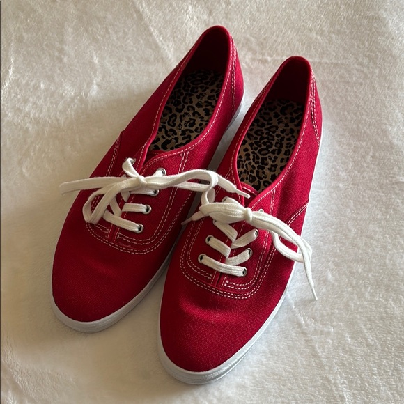Kelly & Katie Shoes - Kelly & Katie Red and White Canvas Sneakers